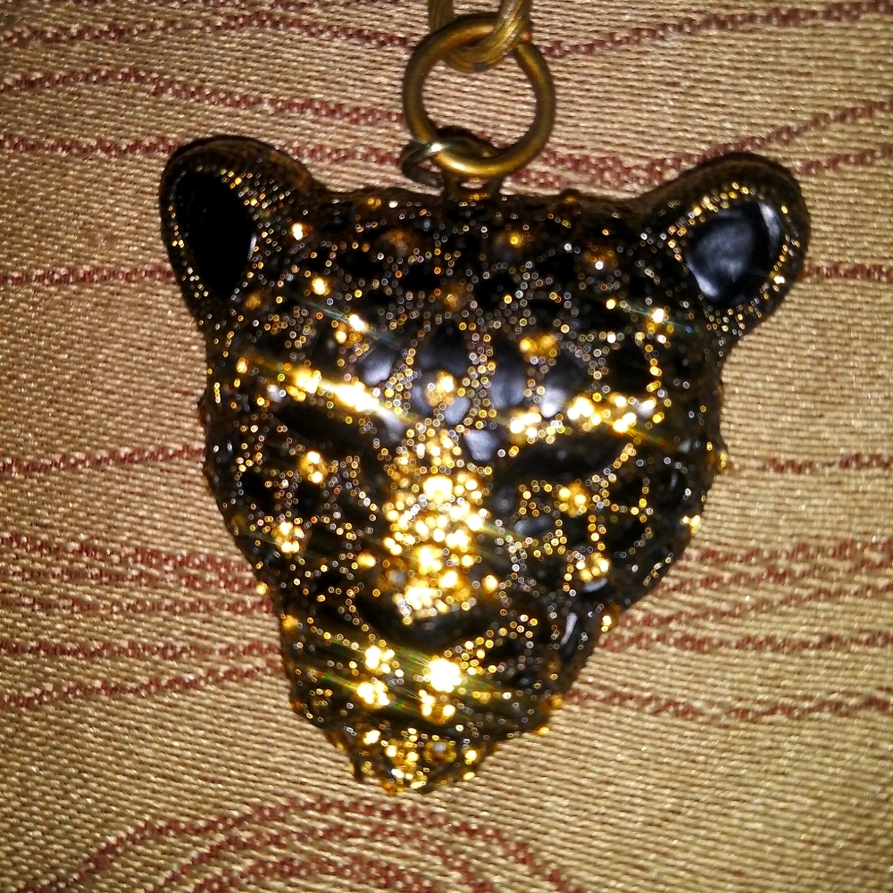 Cougar Choker necklace